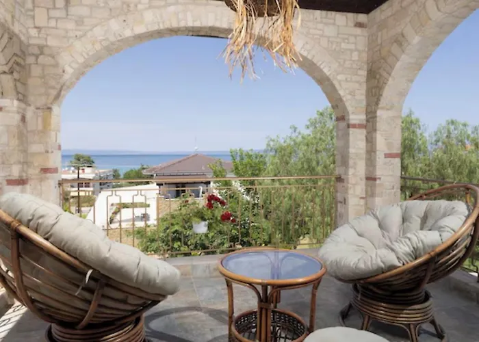 Helga Deluxe Pefkochori